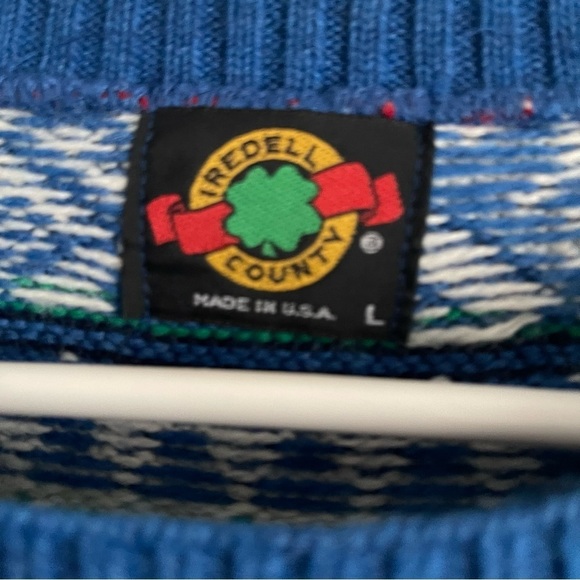 Iredell County Vintage Sweater size large hidden cat print nordic design EUC - Picture 4 of 11